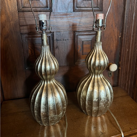 Pair of silver fluted table lamps - Picture 3 of 3